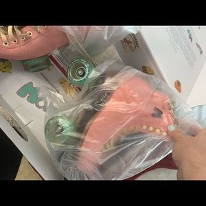 Moxi Skates size 6 worn once